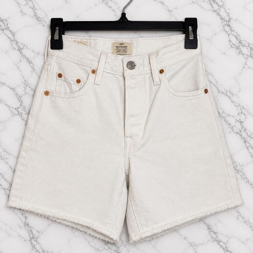Levi-s Women's White and Cream Shorts